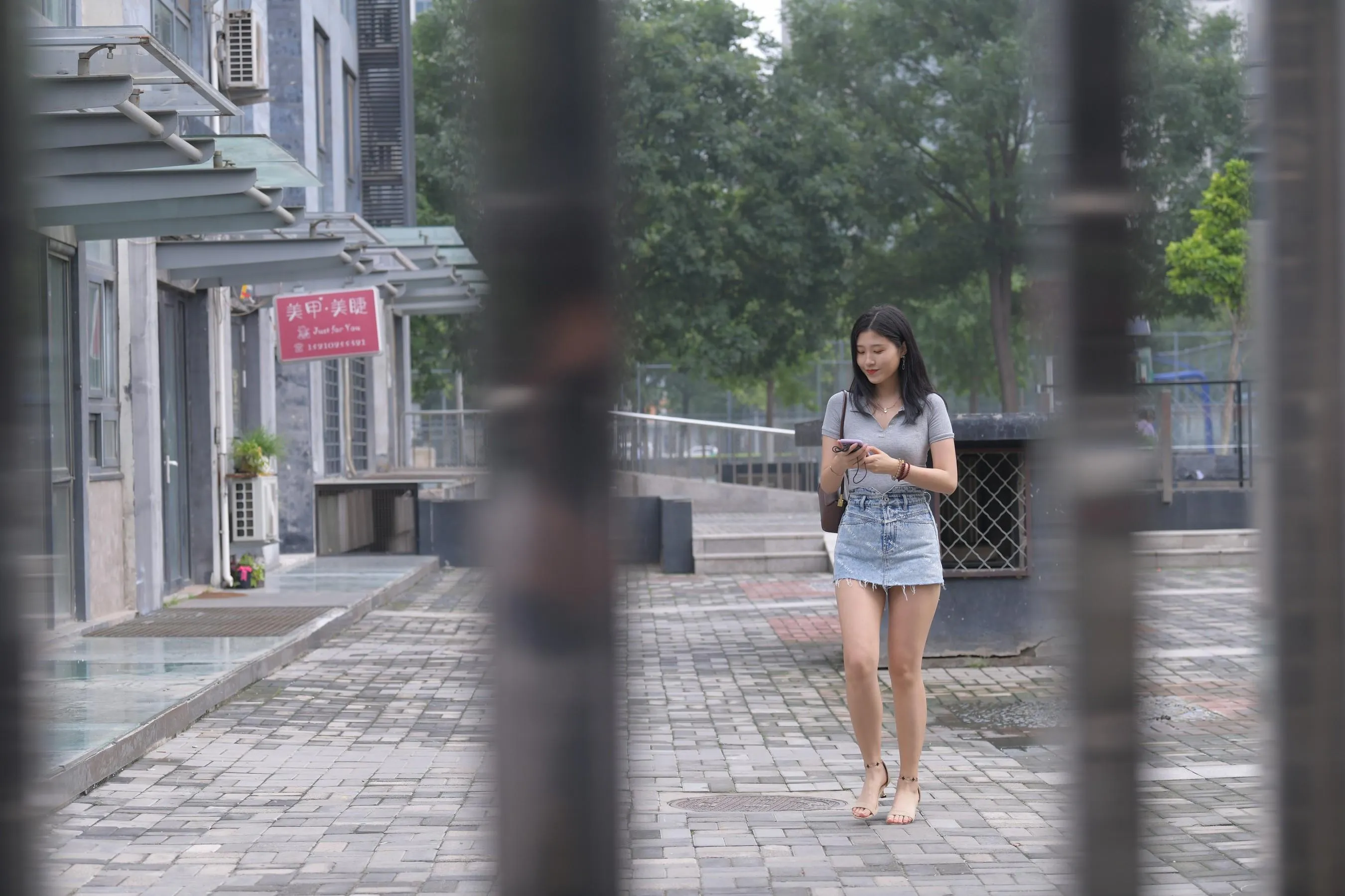 魔镜街拍 NO.169 一只麋鹿摄影-牛仔短裙美女 [235P]插图8
